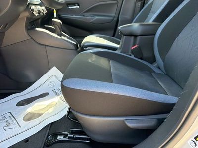 2025 Nissan Versa - Photo 10
