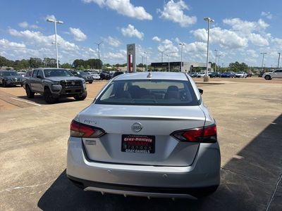 2025 Nissan Versa - Photo 3