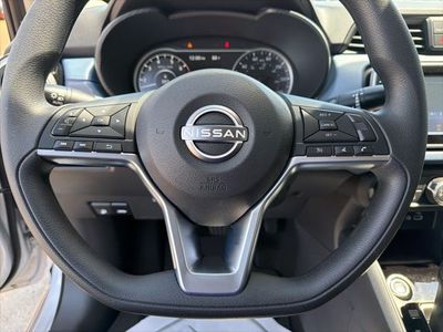2025 Nissan Versa - Photo 12