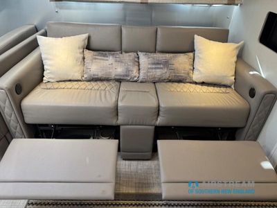 2024 Airstream Classic - Photo 12