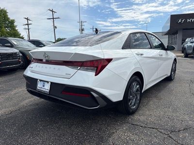 2026 Hyundai Elantra Hybrid - Photo 31