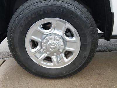 2024 Ram 2500 — photo 10 view