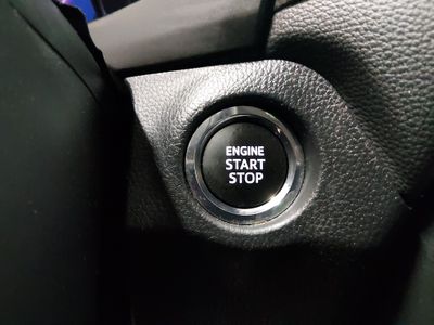 2024 Toyota RAV4 - Photo 17