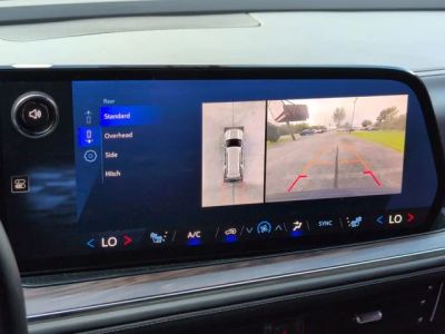 2025 Chevrolet Tahoe - Photo 21