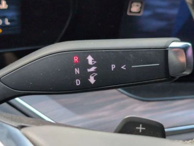 2025 Chevrolet Tahoe - Photo 18