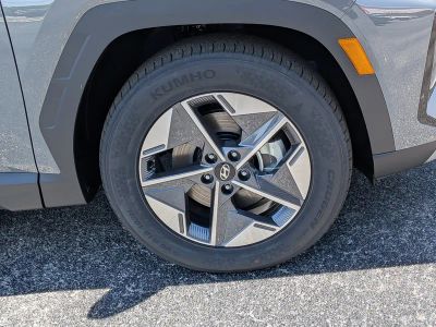 2026 Hyundai TUCSON — photo 11 view