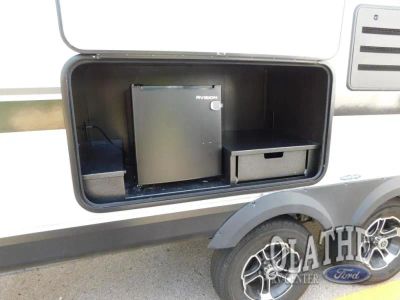 2021 Jayco Jay Feather — photo 23 view