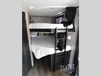 2021 Jayco Jay Feather — photo 7 view