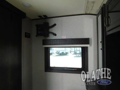 2021 Jayco Jay Feather — photo 12 view