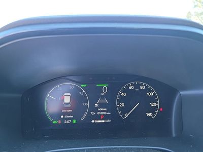 2024 Honda CR-V Hybrid Sport Touring — photo 15 view