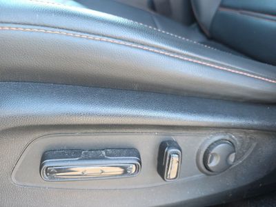 2024 Honda CR-V Hybrid Sport Touring — photo 12 view