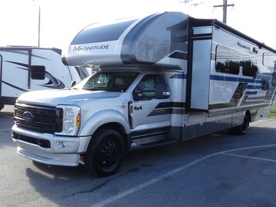 2026 Thor Motor Coach Magnitude Grand - Photo 2