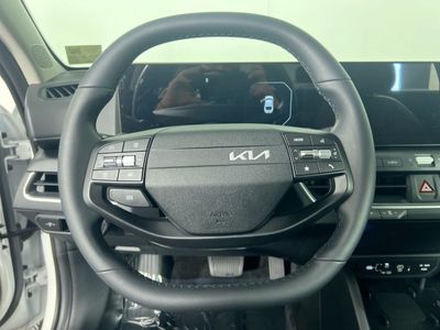 2026 Kia K4 - Photo 17