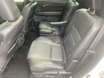 2017 Honda Pilot - Photo 16