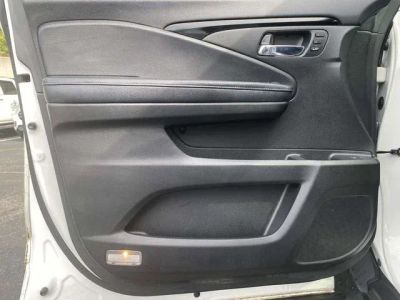 2017 Honda Pilot - Photo 22