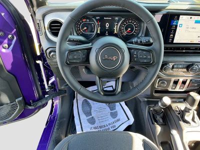 2026 Jeep Wrangler — photo 21 view