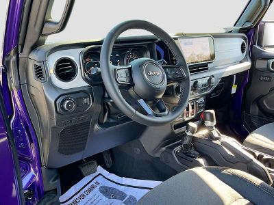 2026 Jeep Wrangler — photo 9 view