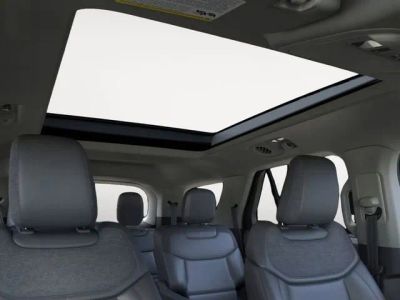 2026 Ford Explorer — photo 12 view