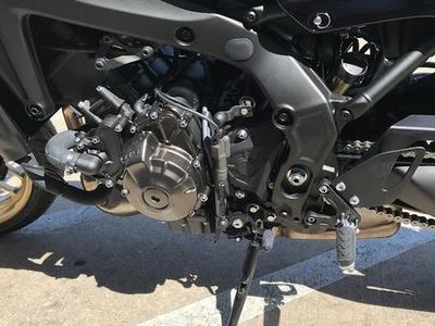 2025 Yamaha XSR900 - Photo 8