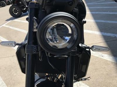 2025 Yamaha XSR900 - Photo 10