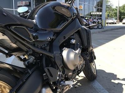 2025 Yamaha XSR900 - Photo 4