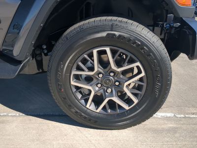 2026 Jeep Wrangler - Photo 11