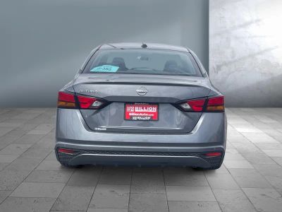 2026 Nissan Altima — detail view