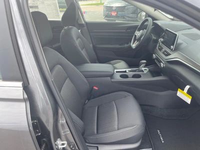 2026 Nissan Altima — photo 19 view
