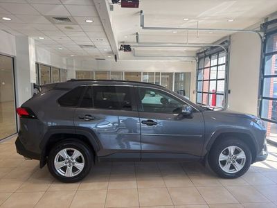 2021 Toyota RAV4 XLE - Photo 8
