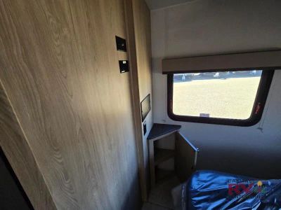 2026 Coachmen RV Leprechaun - Photo 39