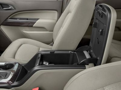 2018 GMC Canyon - Photo 18