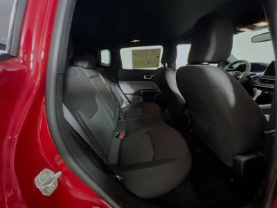 2023 Jeep Compass — photo 30 view