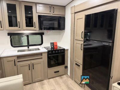 2026 Grand Design Imagine XLS - Photo 7
