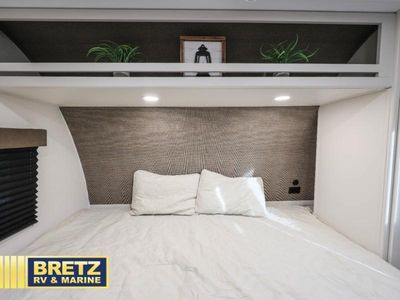 2026 Grand Design Transcend One - Photo 17