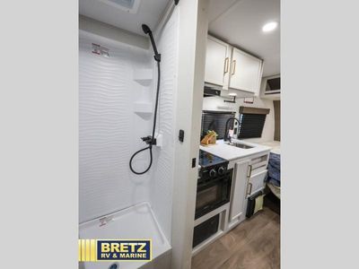 2026 Grand Design Transcend One - Photo 14
