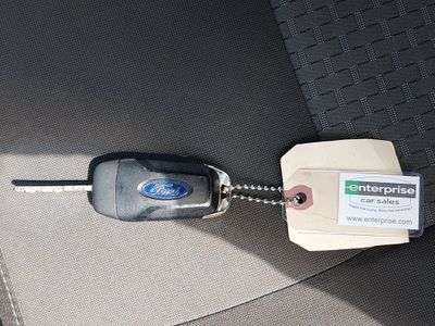 2022 Ford Transit Passenger Wagon - Photo 14