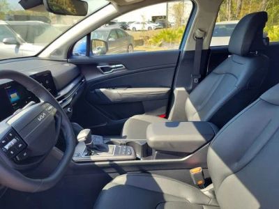 2026 Kia Sportage — photo 8 view