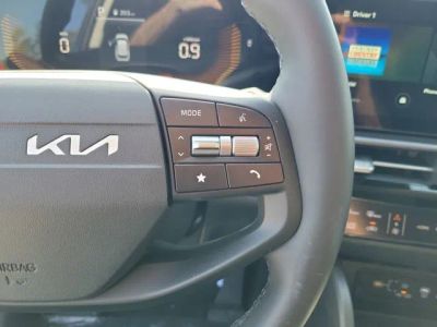 2026 Kia Sportage — photo 12 view