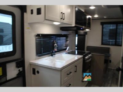 2026 Jayco Jay Flight SLX - Photo 9