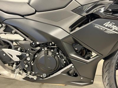 2026 Kawasaki Ninja 500 ABS Metallic Flat Spark Black - Photo 17