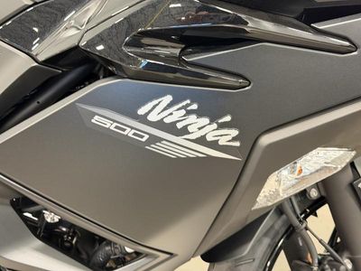 2026 Kawasaki Ninja 500 ABS Metallic Flat Spark Black - Photo 16