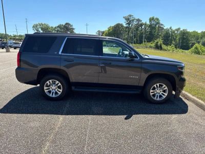 2017 Chevrolet Tahoe - Photo 3