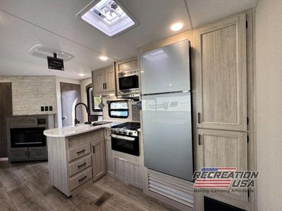 2026 Coachmen Catalina Legacy Edition - Photo 13