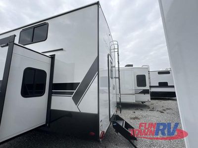 2026 Keystone RV Montana High Country - Photo 5