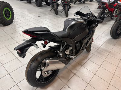 2025 Kawasaki Ninja ZX-10R ABS - Photo 4