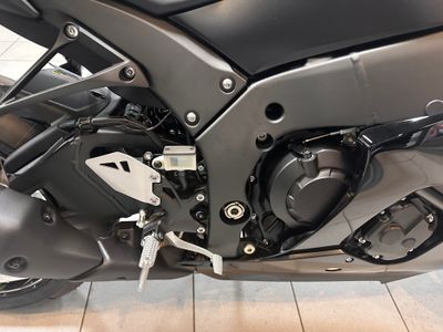 2025 Kawasaki Ninja ZX-10R ABS - Photo 9