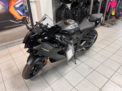 2025 Kawasaki Ninja ZX-10R ABS - Photo 2