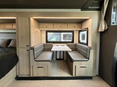 2026 Grand Design LINEAGE SERIES M - Photo 12