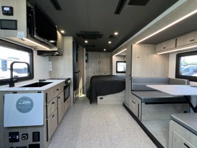 2026 Grand Design LINEAGE SERIES M - Photo 5