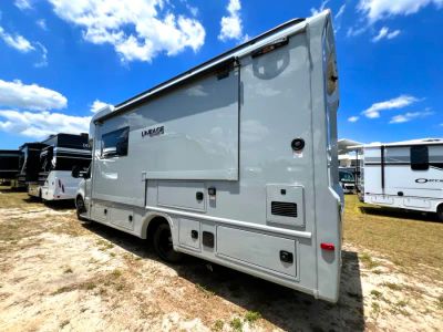 2026 Grand Design LINEAGE SERIES M - Photo 21